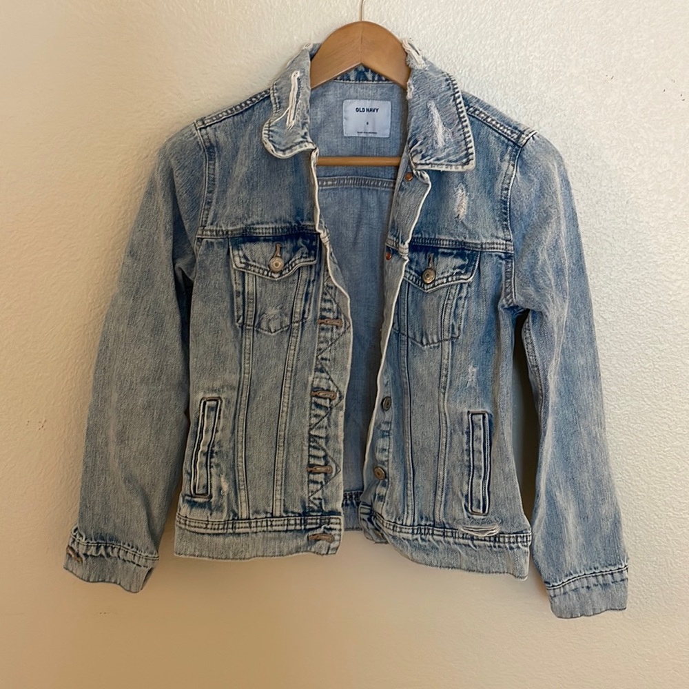 Old Navy Distressed Denim Jacket Women’s